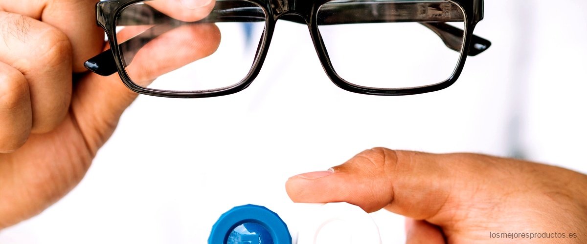 Ventajas y beneficios de usar lentes de contacto Comfilcon A multifocal