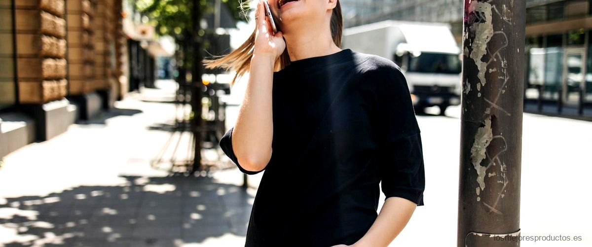 Camisetas negras mujer Zara: Estilo y elegancia en tu guardarropa