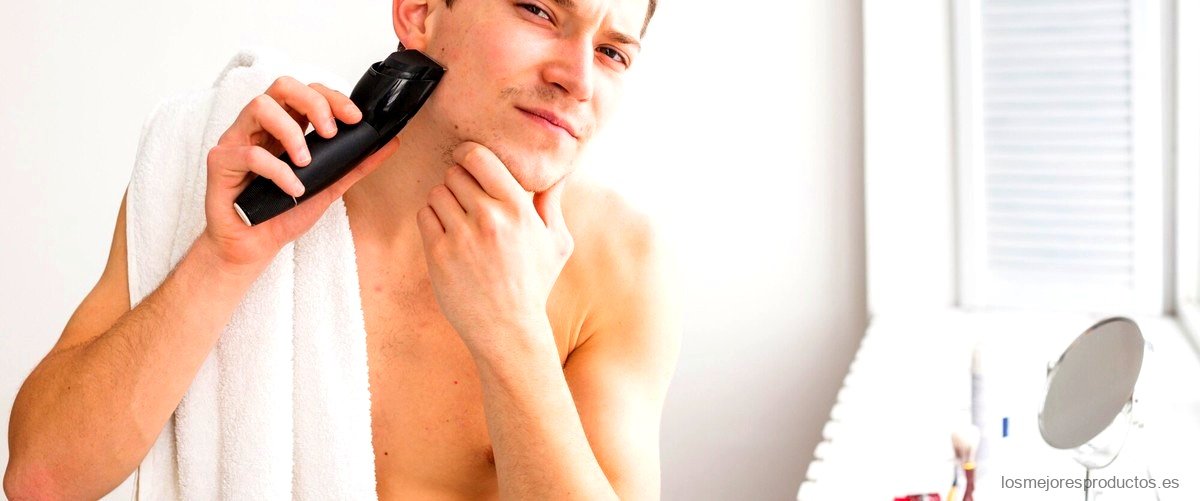 ¿Cómo afeitarse con una afeitadora eléctrica?