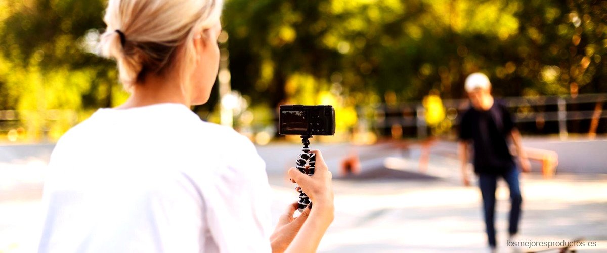 ¿Cómo funciona el palo de selfie invisible?