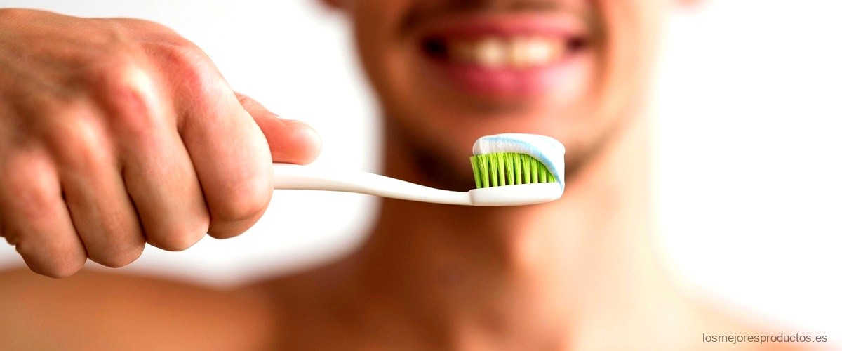 ¿Cómo funciona un cepillo de dientes sónico?