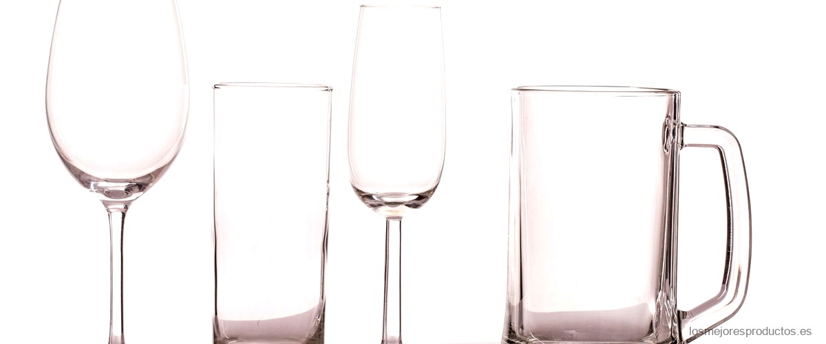 ¿Cómo se llaman a los vasos de vidrio?