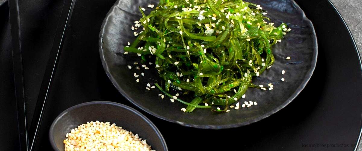 ¿Cómo se prepara el alga wakame?