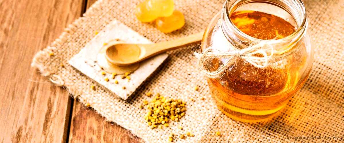 ¿Cuál es la diferencia entre la miel de caña y la melaza?