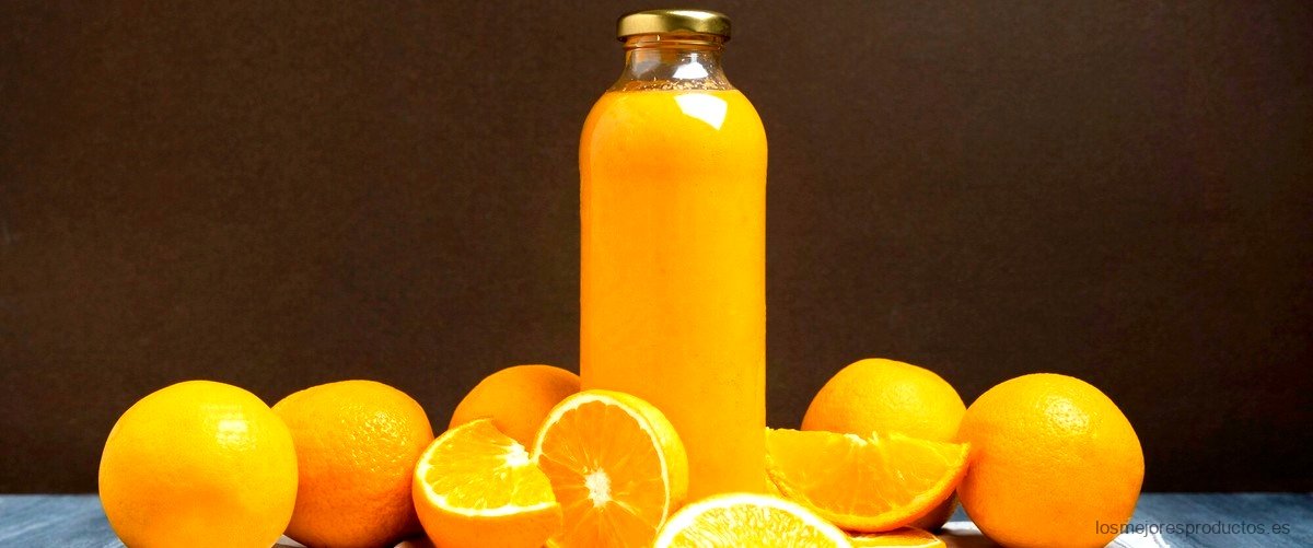¿Cuáles son los beneficios de tomar jugo de naranja natural?