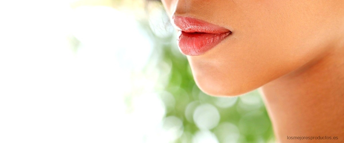 ¿Cuáles son los beneficios del exfoliante de labios?