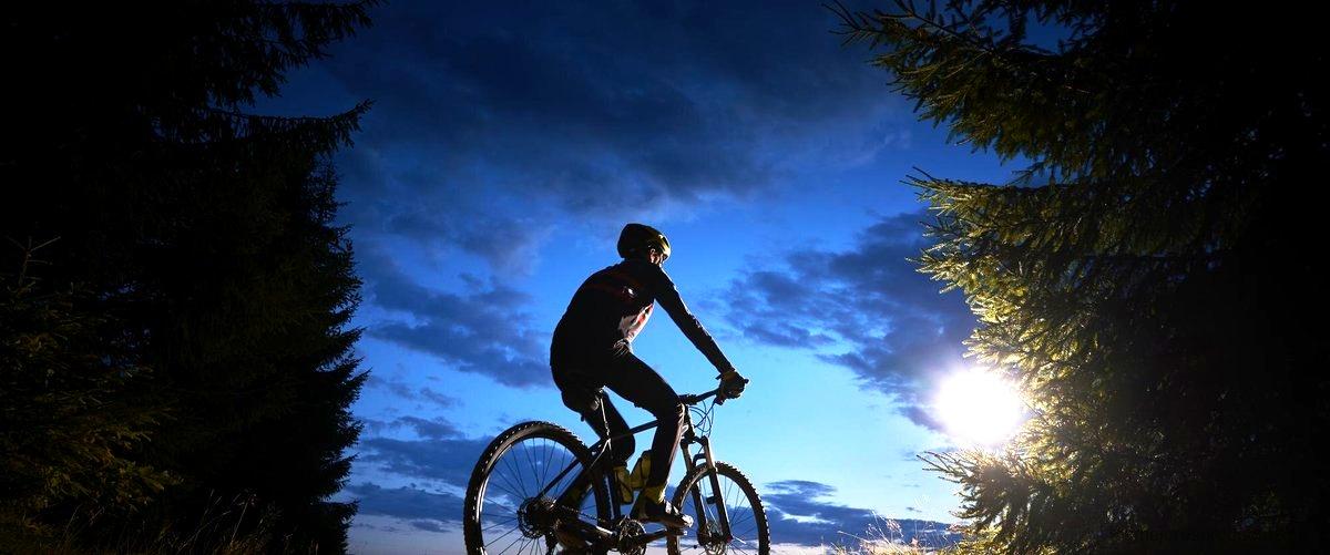 ¿Cuándo es obligatorio el uso de casco en bicicleta?