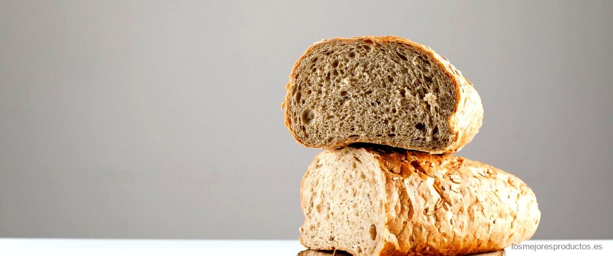 ¿Cuántas calorías tiene una rebanada de pan integral de centeno?