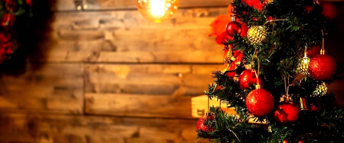 ¿Cuánto se cobra por decorar un árbol de Navidad?