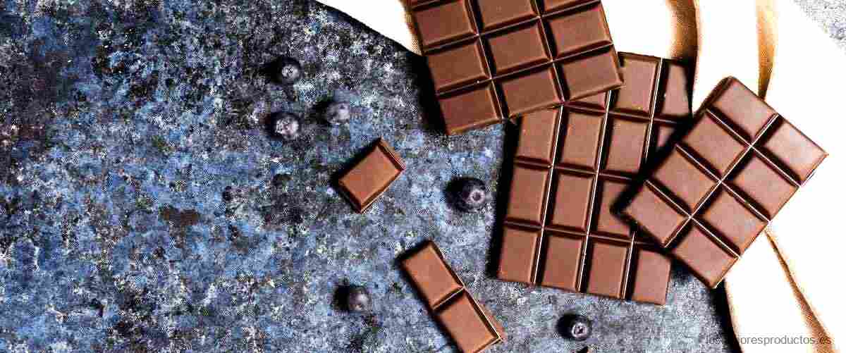 ¿Cuántos gramos de chocolate negro se pueden comer al día?