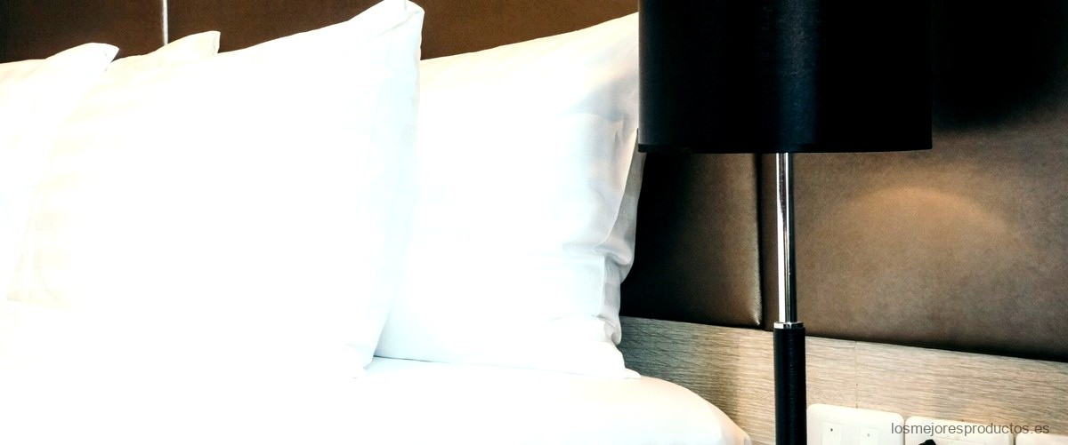 Lámparas de dormitorio Zara Home: estilo y elegancia