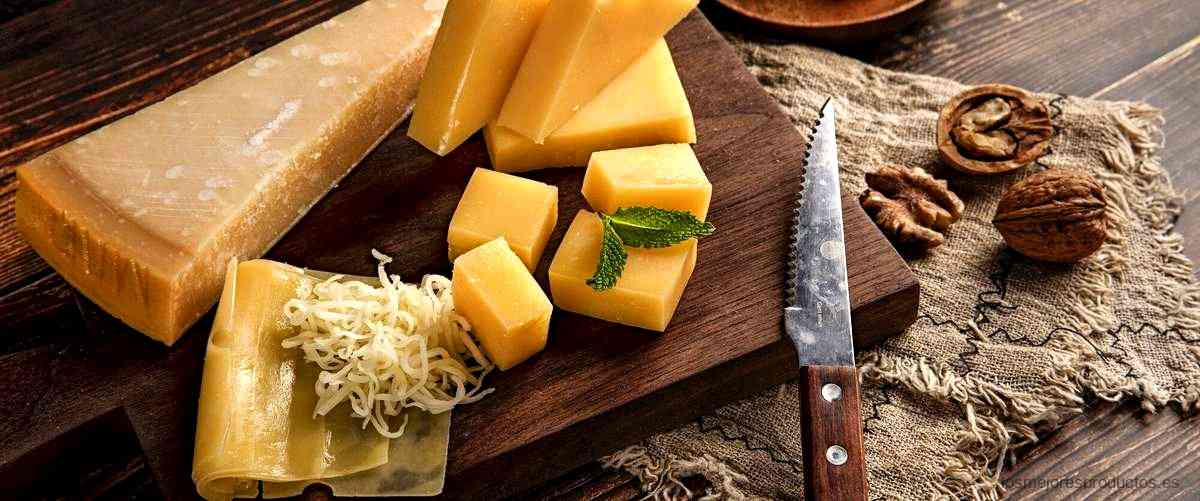 Pregunta: ¿Cuál es el precio del queso Provolone?