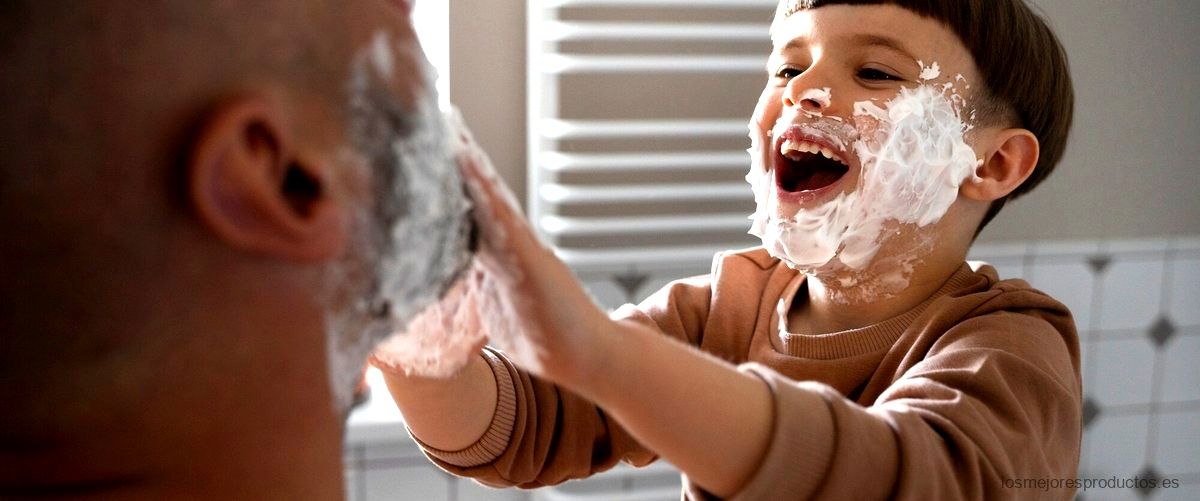 ¿Qué contiene la espuma de afeitar?