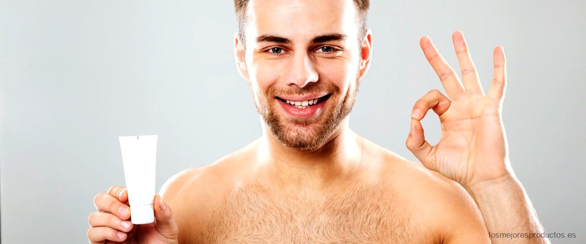 ¿Qué es mejor, afeitarse o usar crema depilatoria?