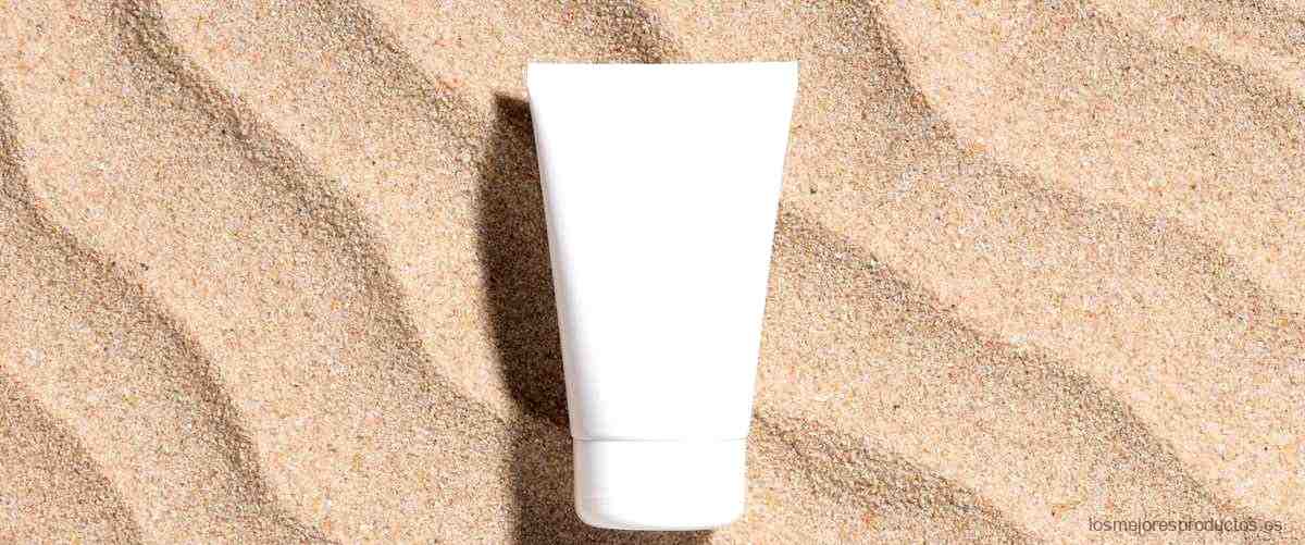 ¿Qué protector solar aclara la piel?