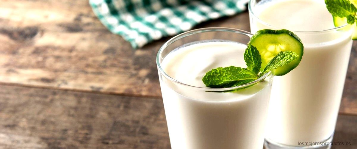 ¿Qué tiene más grasa, la nata o la leche de coco?
